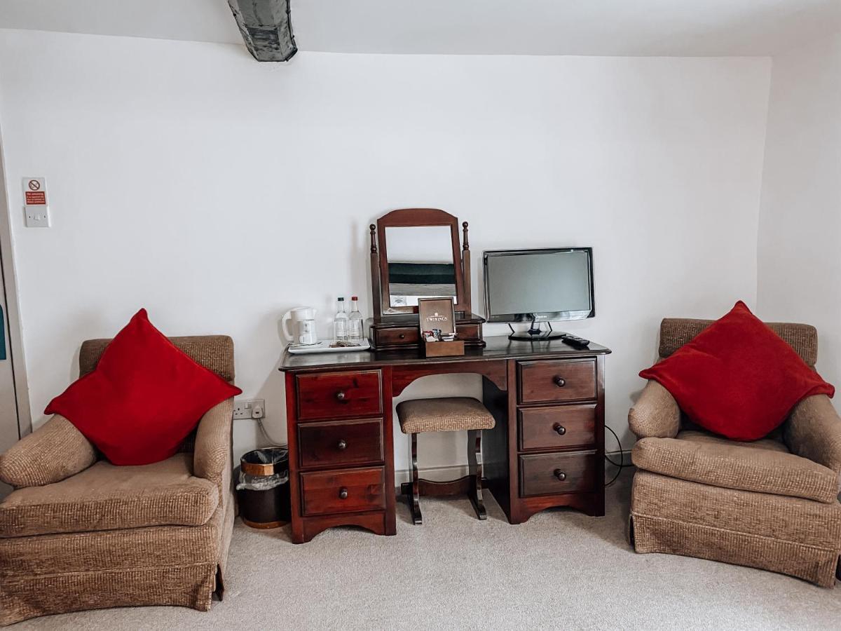 Inn The Blenheim Buttery 4*
