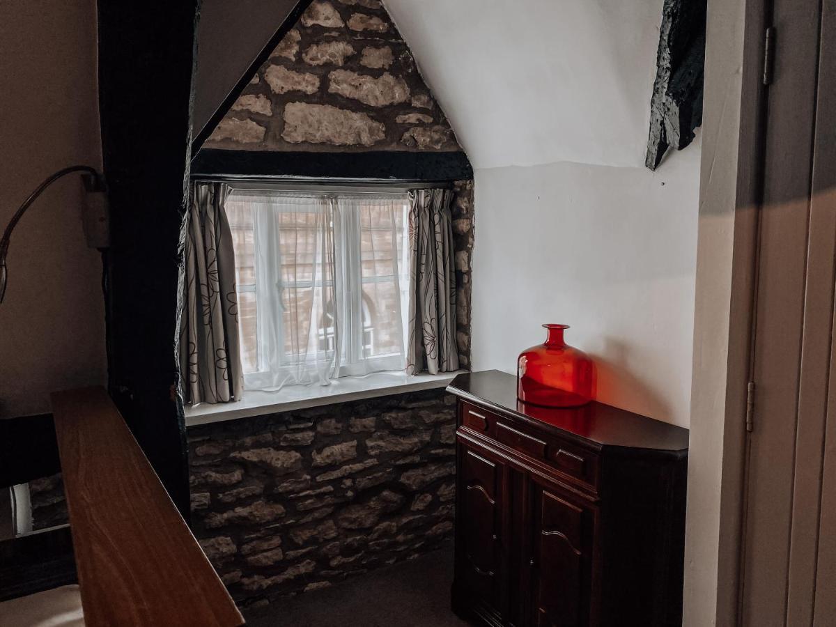 The Blenheim Buttery Inn Woodstock